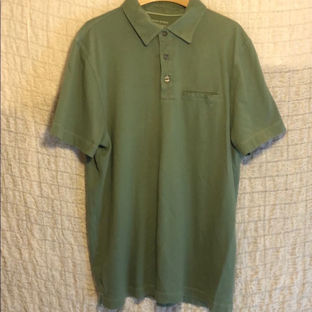 Banana Republic Polo Shirt for Men. Size L.